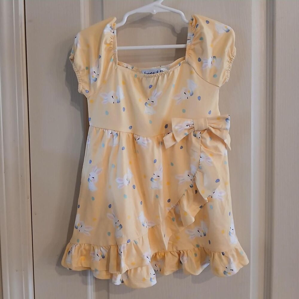 NWOT Yellow Easter twirl dress with bunny rabbits, eggs, bow, and ruffles 3T